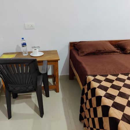 Hotel Rishi House Arambol Exterior foto