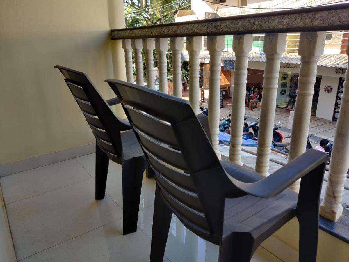 Hotel Rishi House Arambol Exterior foto